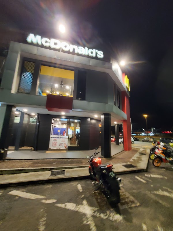 McDonald's Bandar Utama Cheng - Photo 1