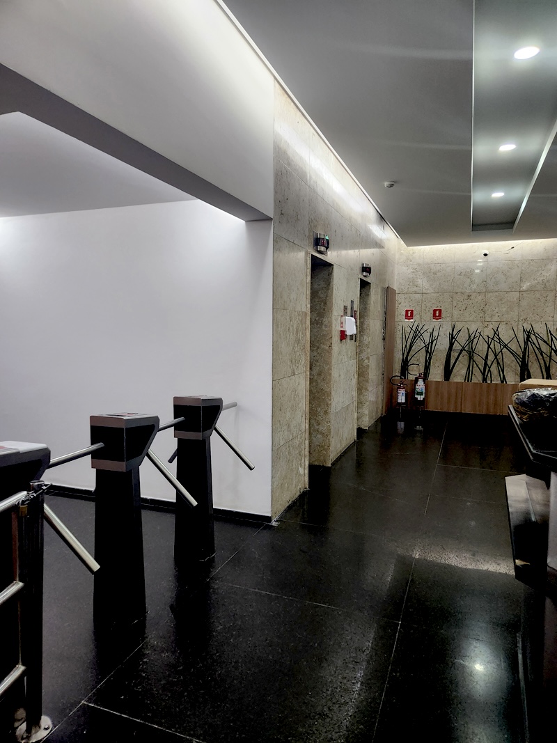 DRA. THÁBATA - DENTISTA AVENIDA PAULISTA