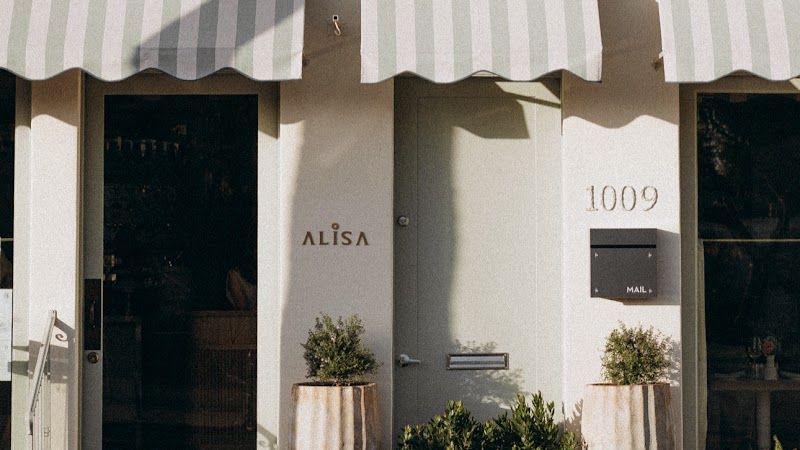 Alisa wine & friends