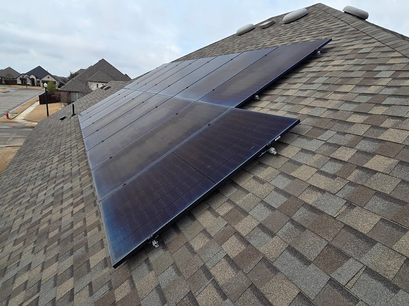 Dwell Roofing & Exteriors photo 2