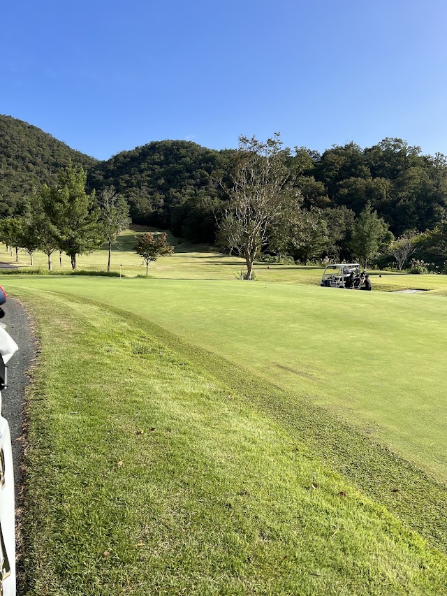 Asahi Kokusai Takarazuka Country Club - Photo 4