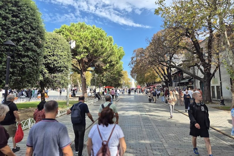 Sultanahmet Square photo 1