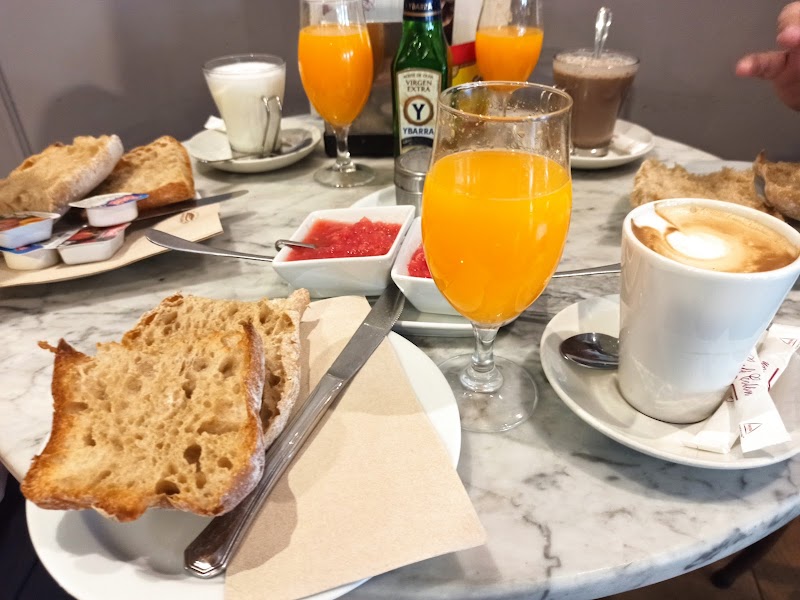 Café Colón photo 3