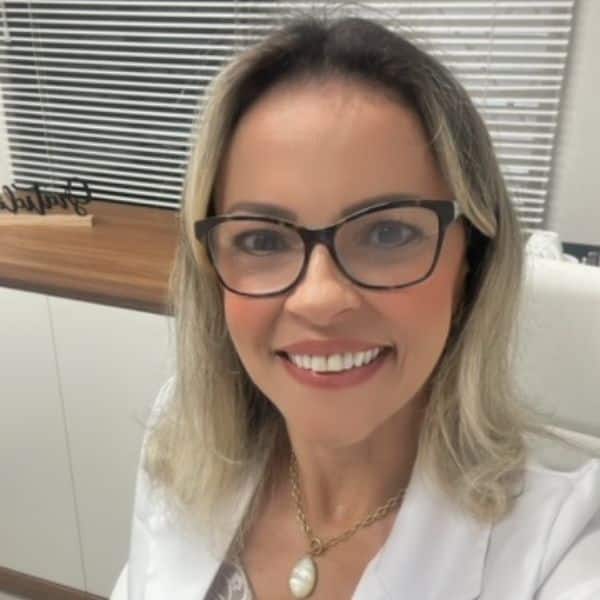 Foto de Dra. Luci Bisterço - Nutricionista Funcional em Gastroenterologia e Nutrigenética em Joinville