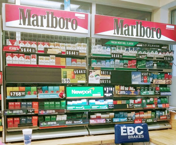 Photo by Angel Clemens