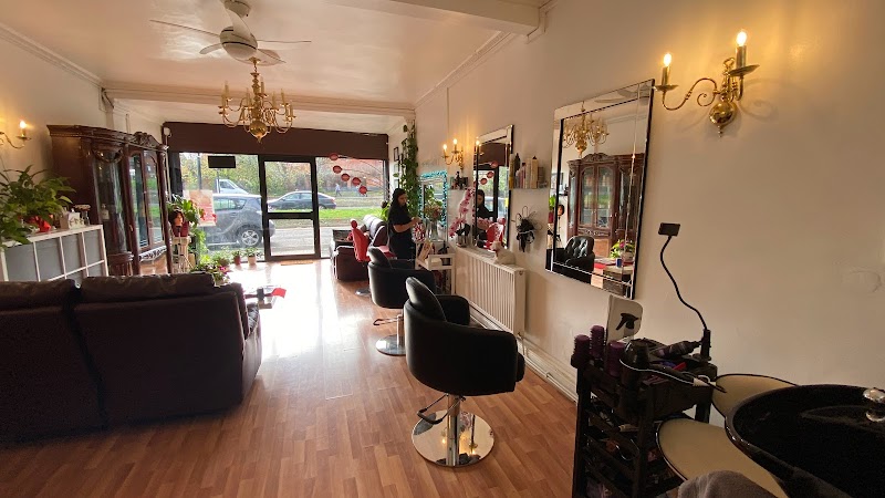 FOZIA'S HAIR AND BEAUTY