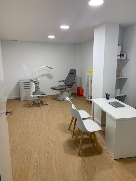 Clínica Irene Tomás. Podología, fisioterapia, nutrición y psicología