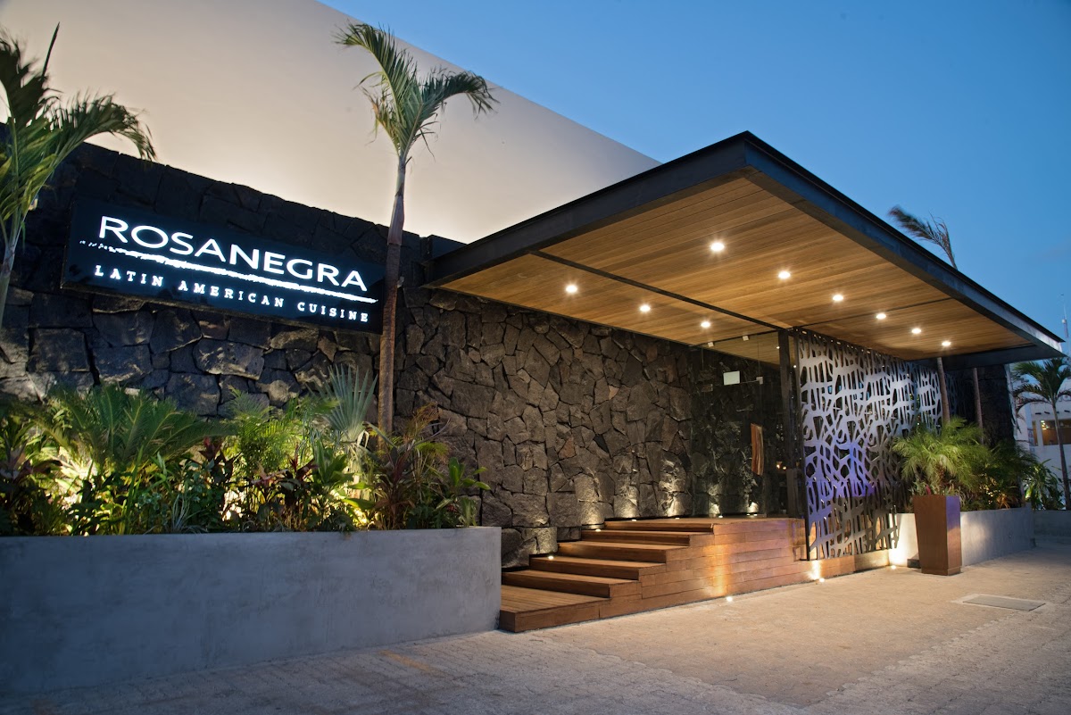RosaNegra | Latin American Restaurant in Cancun in cancun