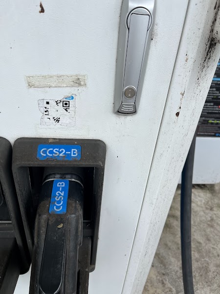 PTT Charging Station