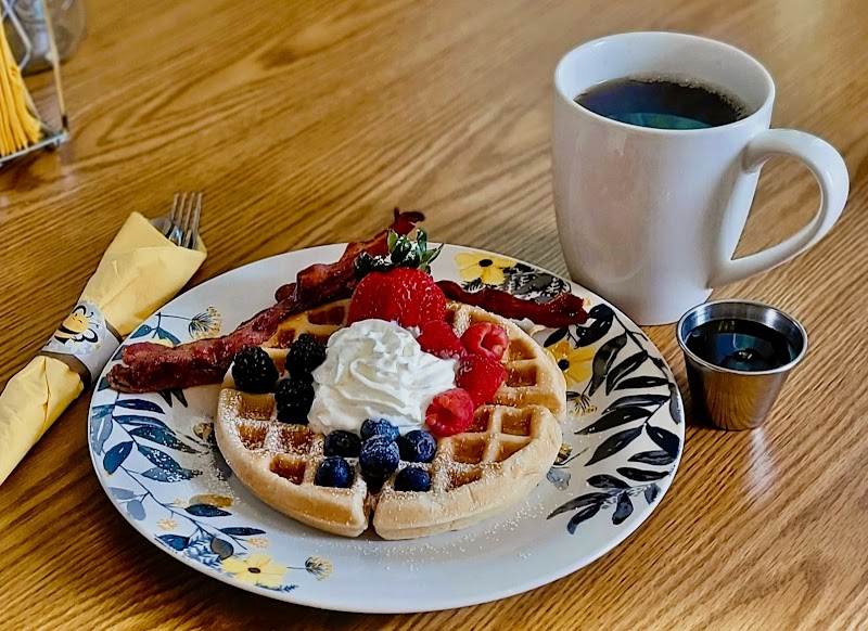 Travel Bee Coffee House photo 2