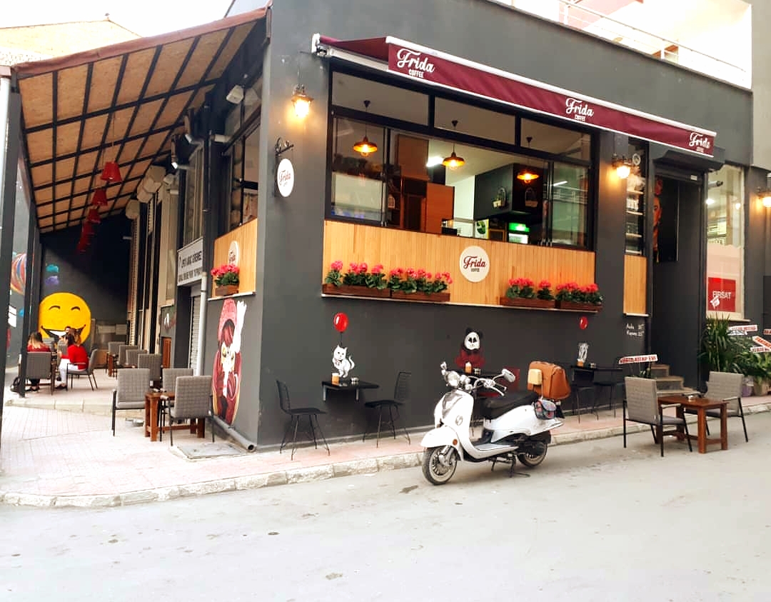 Frida Coffe mekanı