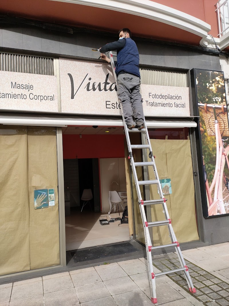 Calafer electricidad y antenas photo 1
