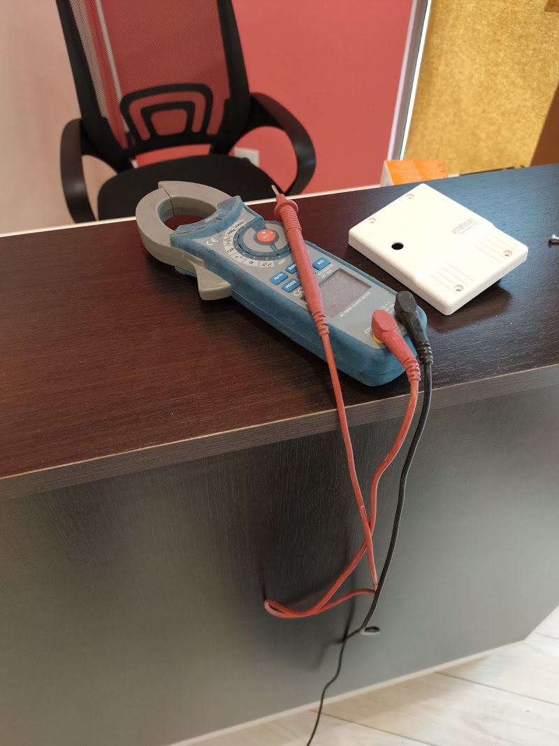 Calafer electricidad y antenas photo 2