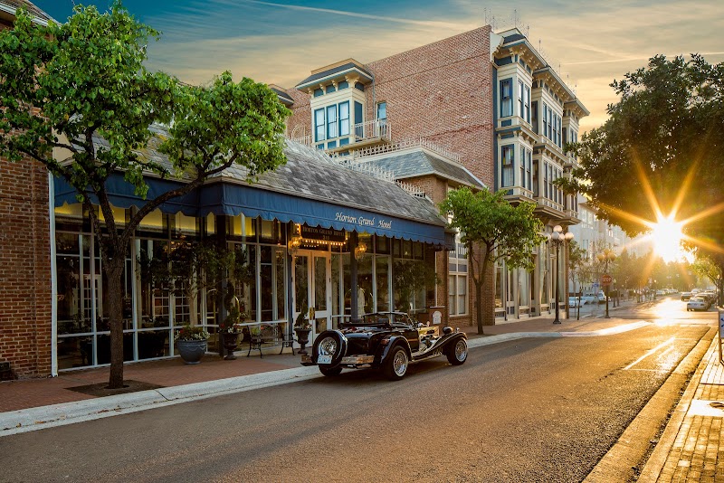 Horton Grand Hotel