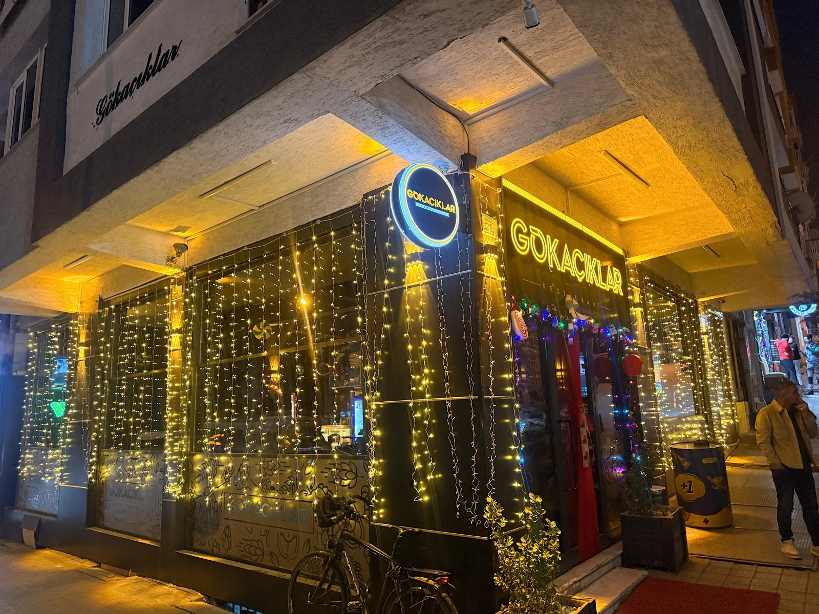 Gökaçıklar Pub/Restorant mekanı