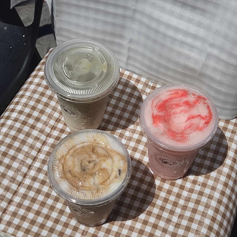 Yassi cafe taguig