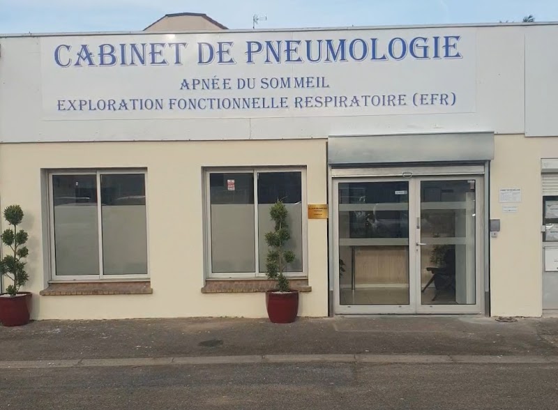 Dr Koffi BLEWOUSSI ( spécialiste apnée du sommeil)