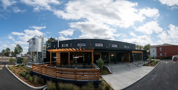 Photo by TEN20 Craft Brewery