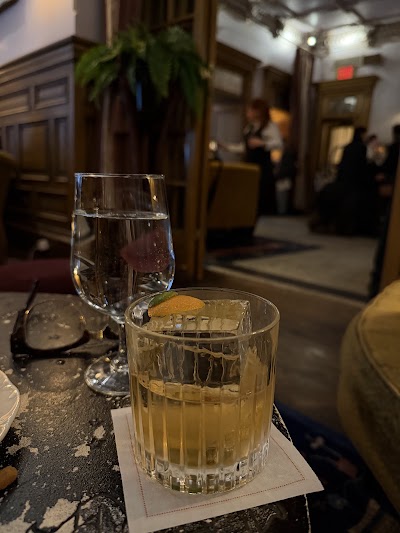Lobby Bar at The Hotel Chelsea photo 4