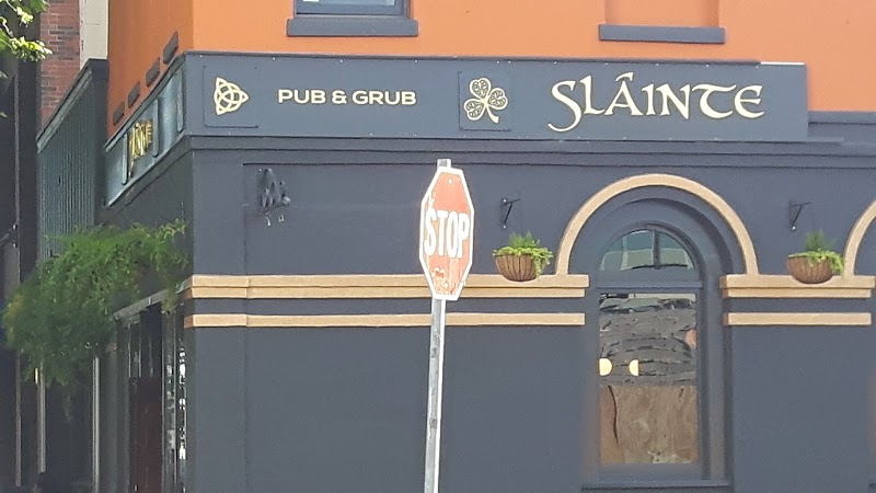 Sláinte Irish Pub Oakland