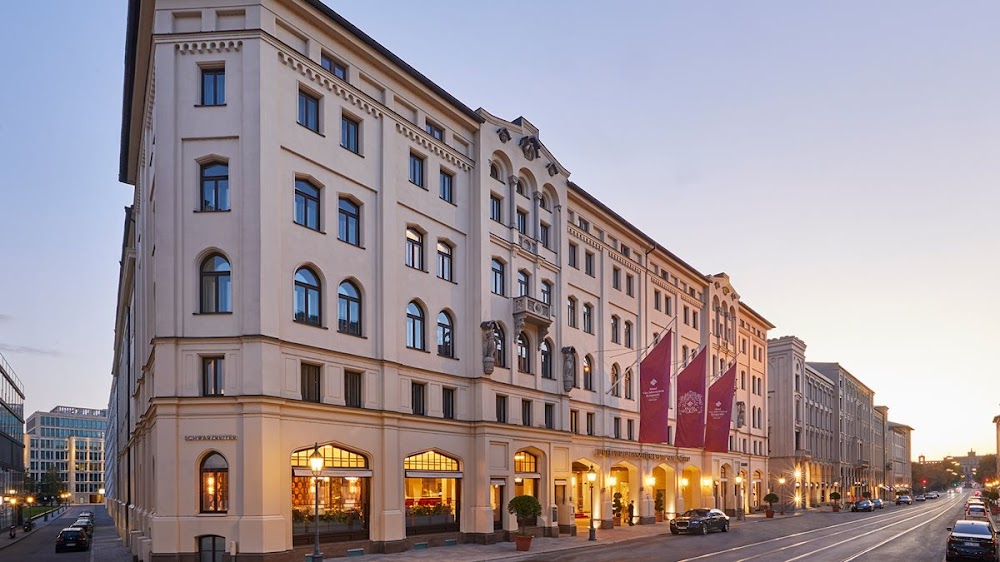 Hotel Vier Jahreszeiten Kempinski München fotoğraf 1