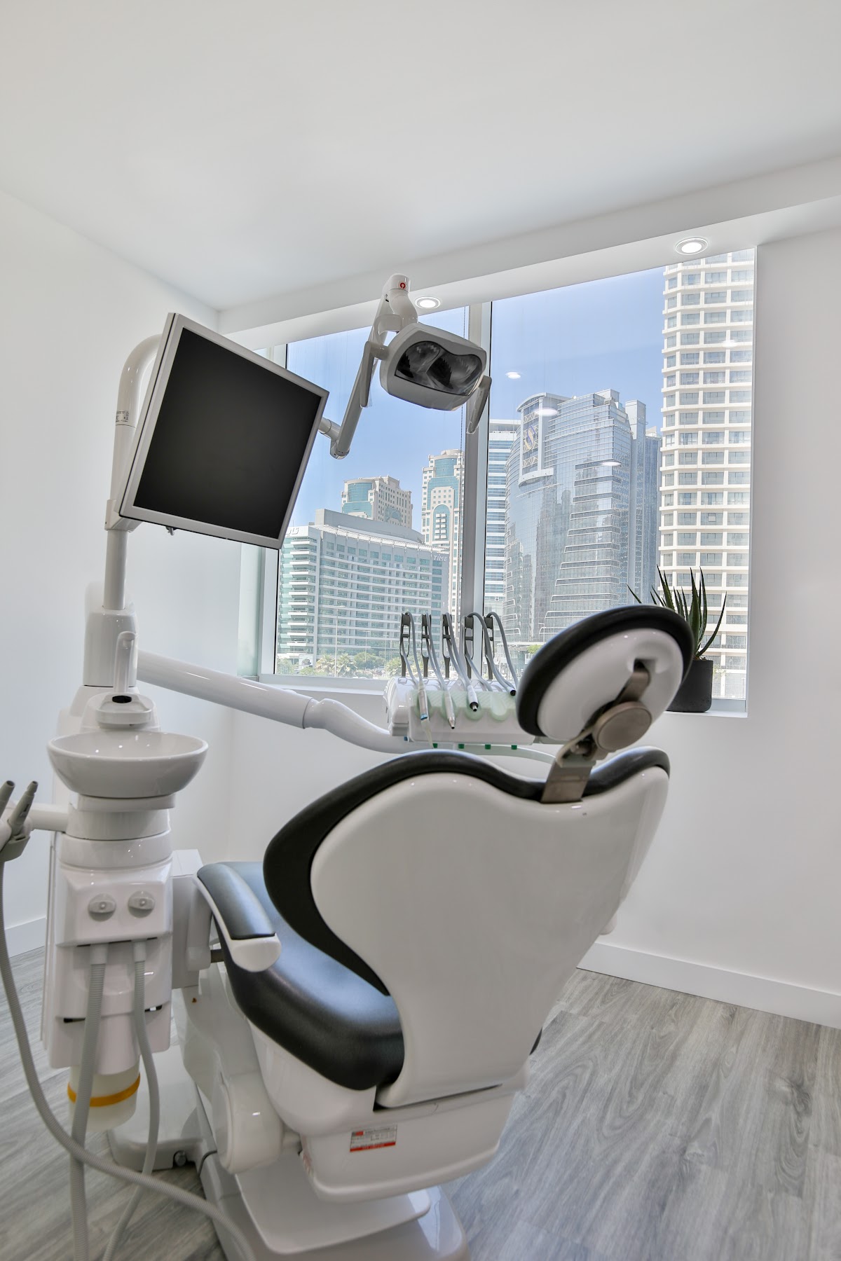 Dental Studio Tecom - Dentist in Barsha Heights 4