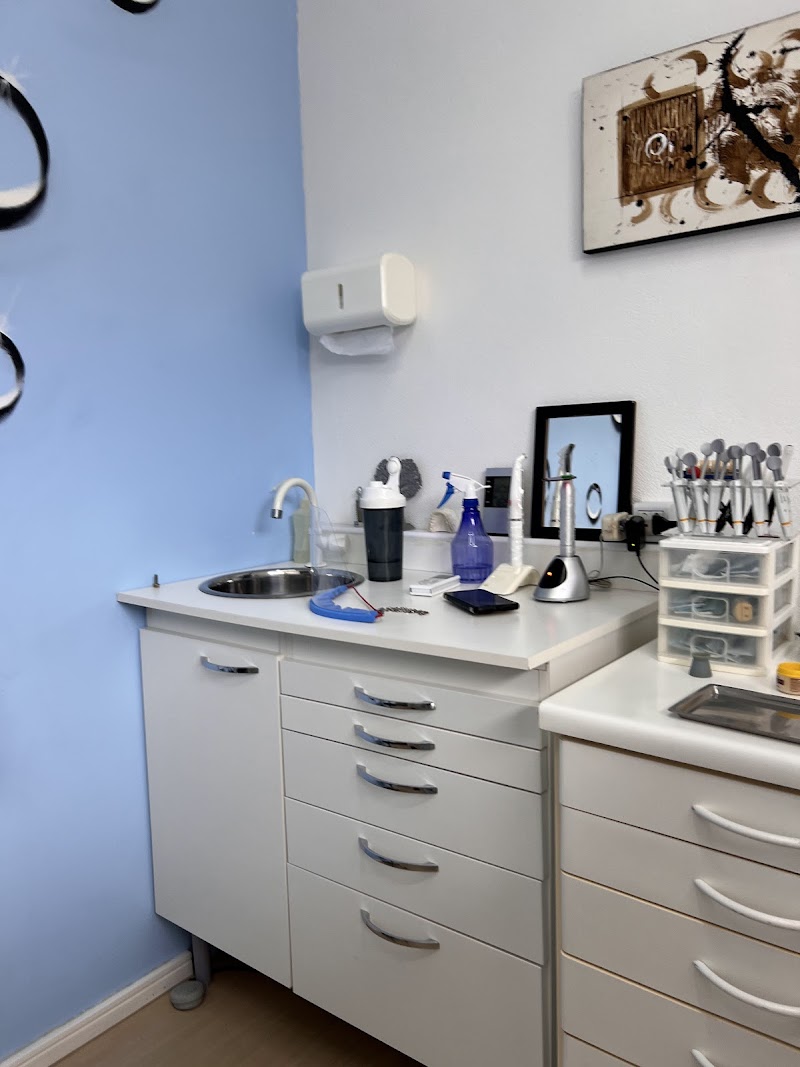 Dentistas - Dr Cauê Asam - foto 5