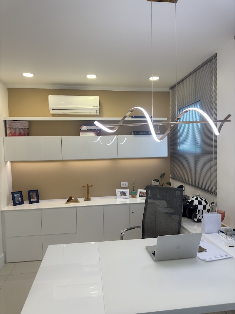 Dra. Caroline Braga - foto 4