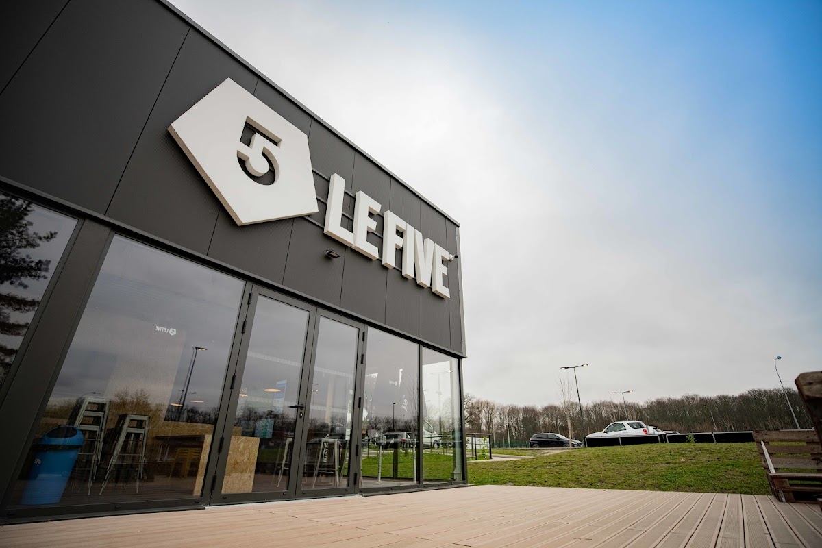 LE FIVE Marville - La Courneuve, vue extérieure