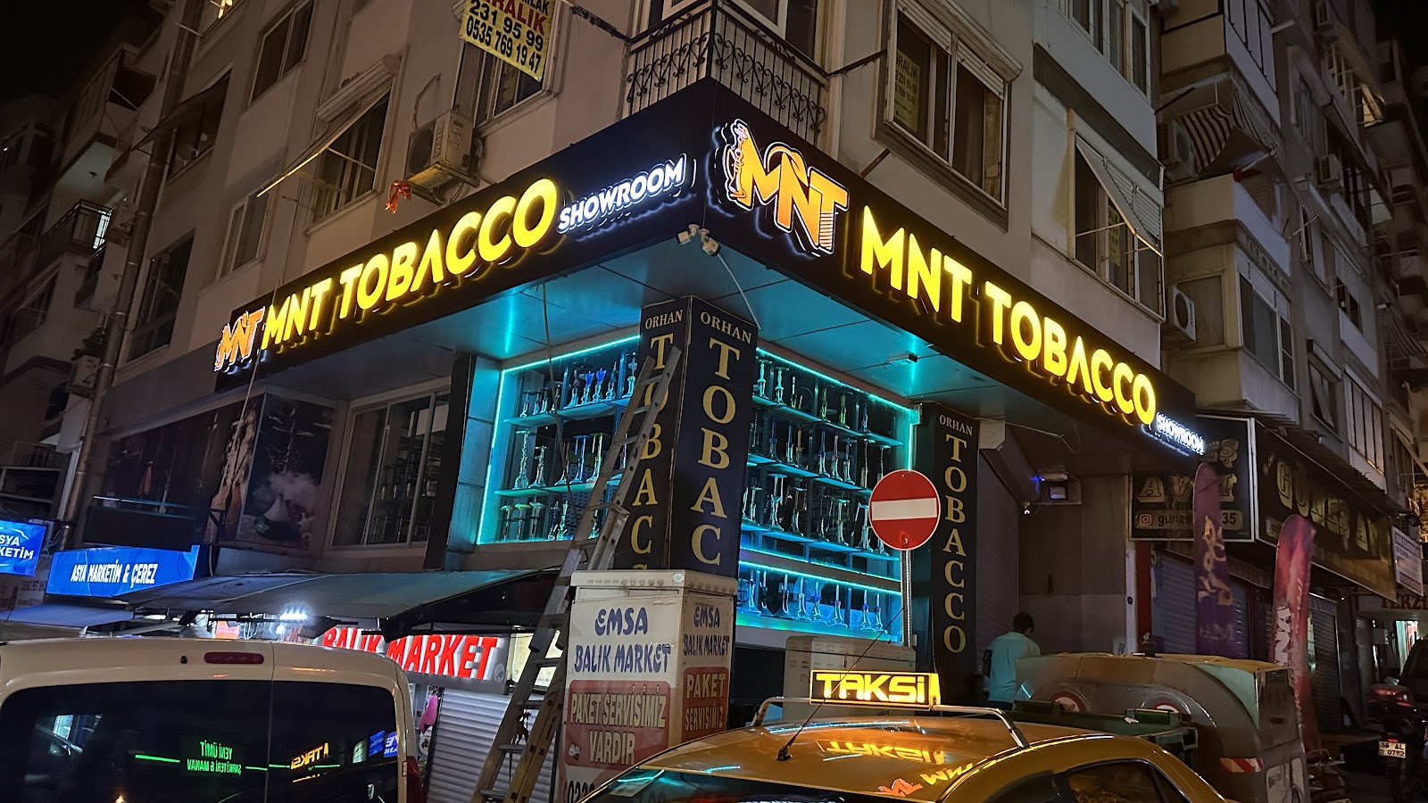 MNT NARGİLE SHOWROOM mekanı