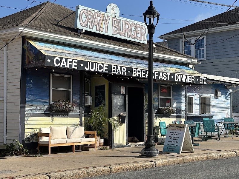 Crazy Burger Cafe and Juice Bar photo 4