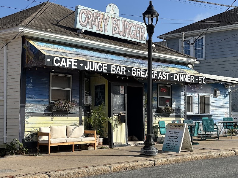 Crazy Burger Cafe and Juice Bar photo 4