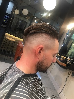 Huddy’s Barber shop photo 3