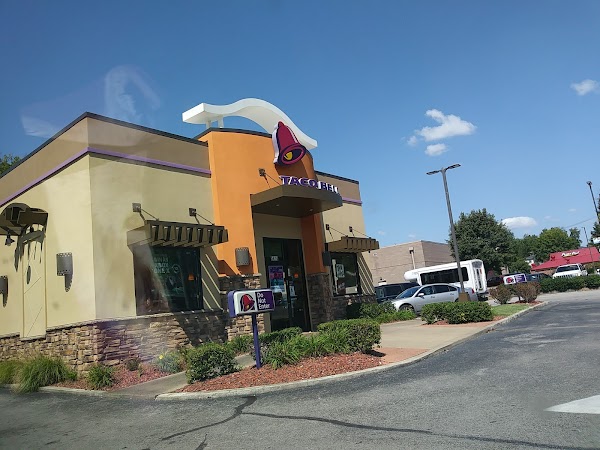 TACO BELL #34667 exterior