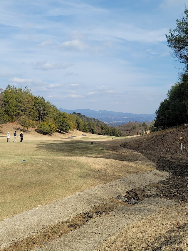 Takehara Country Club - Photo 3