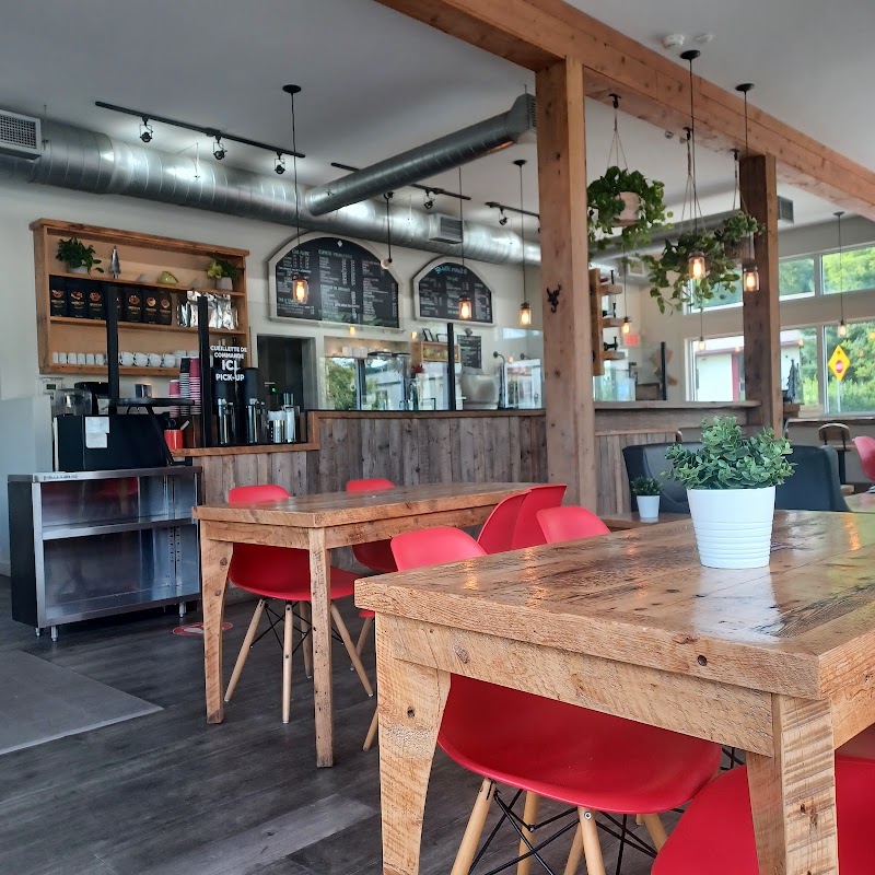 Mickey's Café photo 4