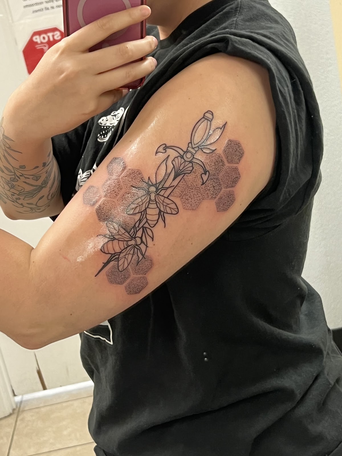 Penninkton — tattoo studio near Shively