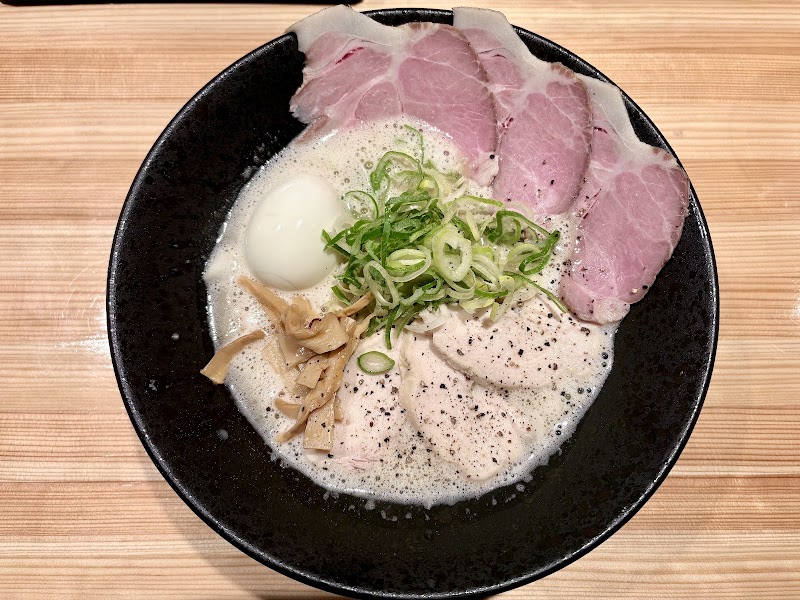 らーめん芦屋焔 摂津本山店 写真3