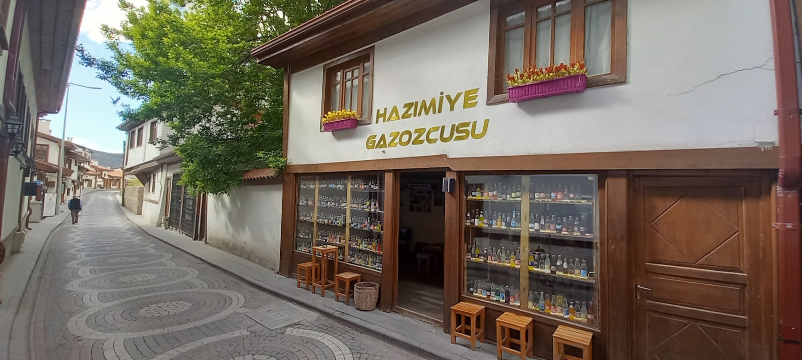 Hazımiye Gazozcusu mekanı