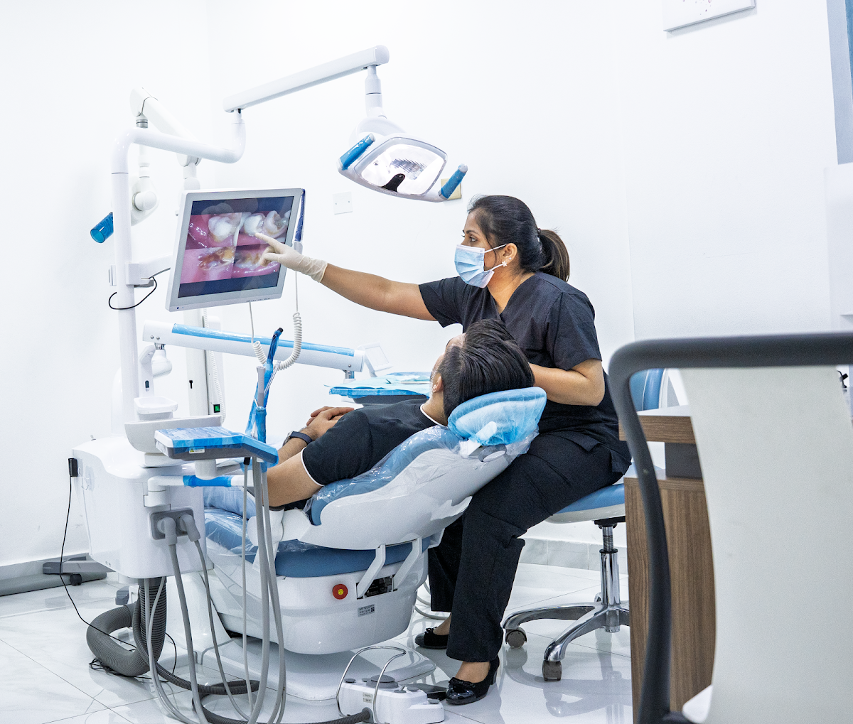 Vitalix Polyclinic | Dental Clinic - Deira