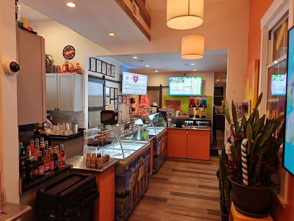 WE SCREAM ICE CREAM exterior