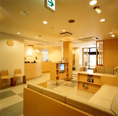 阿部レディースクリニックの外観