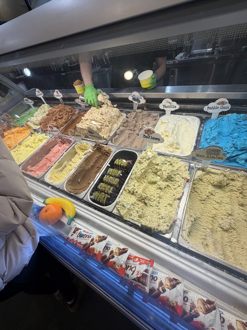 PALM SWEETS Bakery & Cafe photo 3