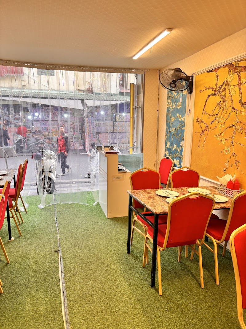 Grills & Gravy Indian Restaurant Hanoi photo 5