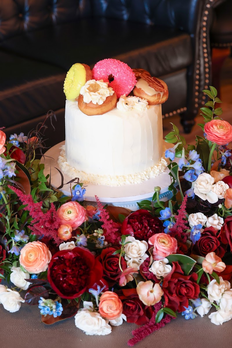 YoYo Donuts, Coffee and Ice Cream Bar photo 3