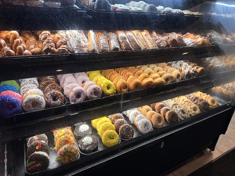 YoYo Donuts, Coffee and Ice Cream Bar photo 4