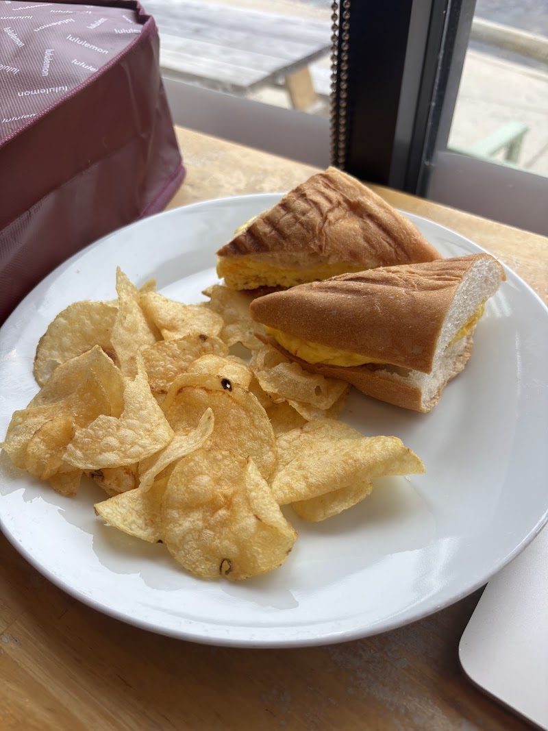 Pourfavor Coffee Shop - Virginia Beach photo 3