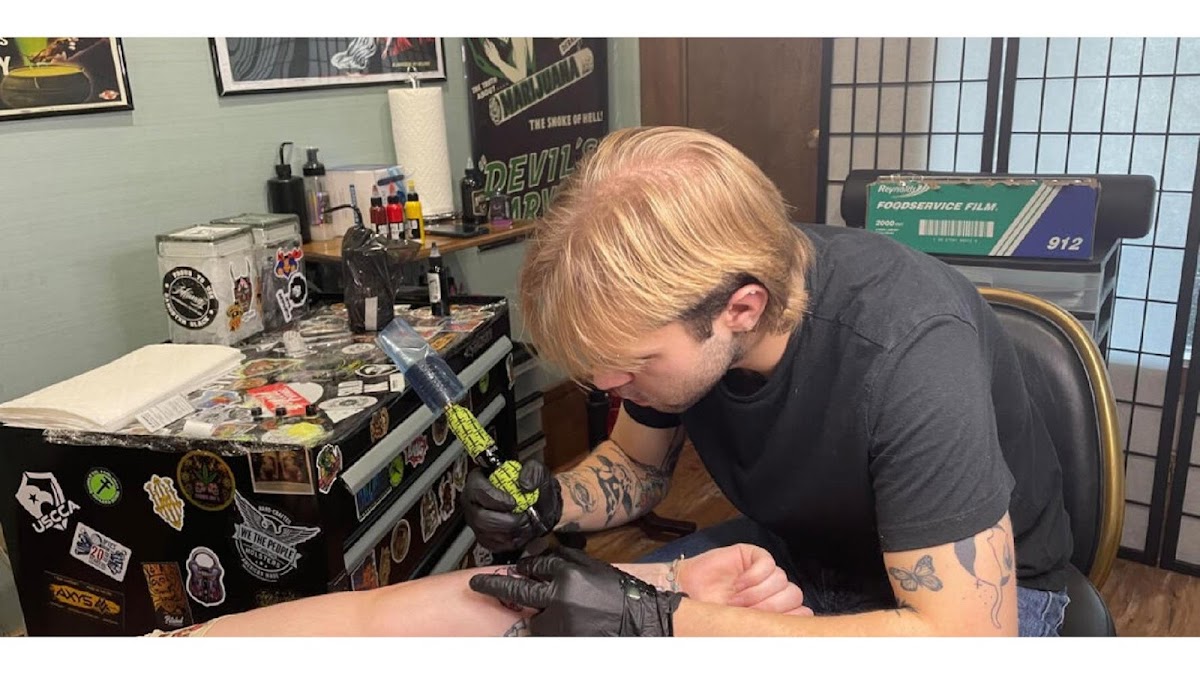 War Horse Ink tattoo parlor in Lakewood, OH