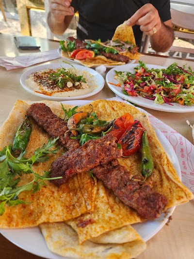 Akdeniz Kebap. - Restoran