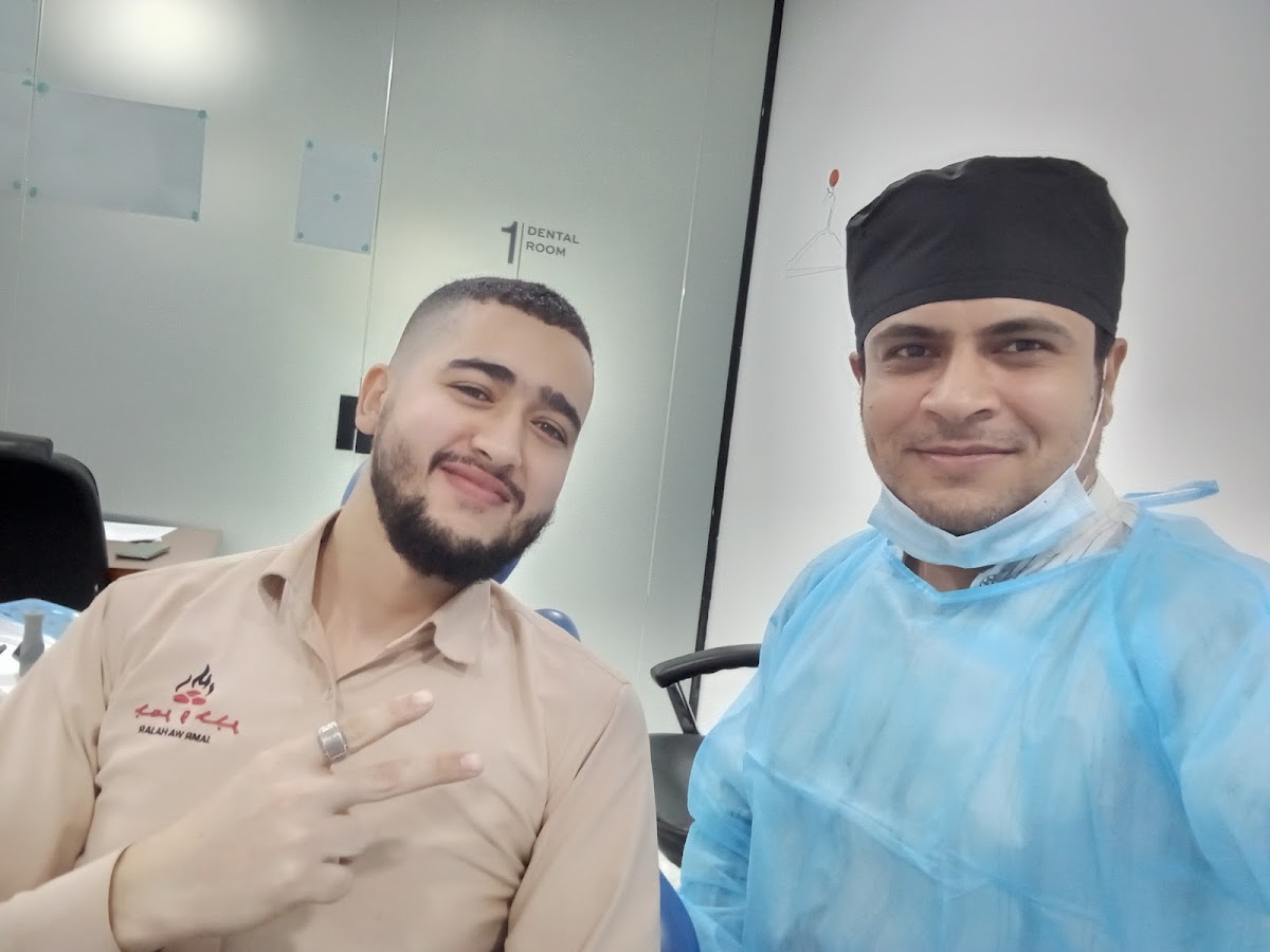 Dr Manoj Kumar - Dentist in Al Barsha 5